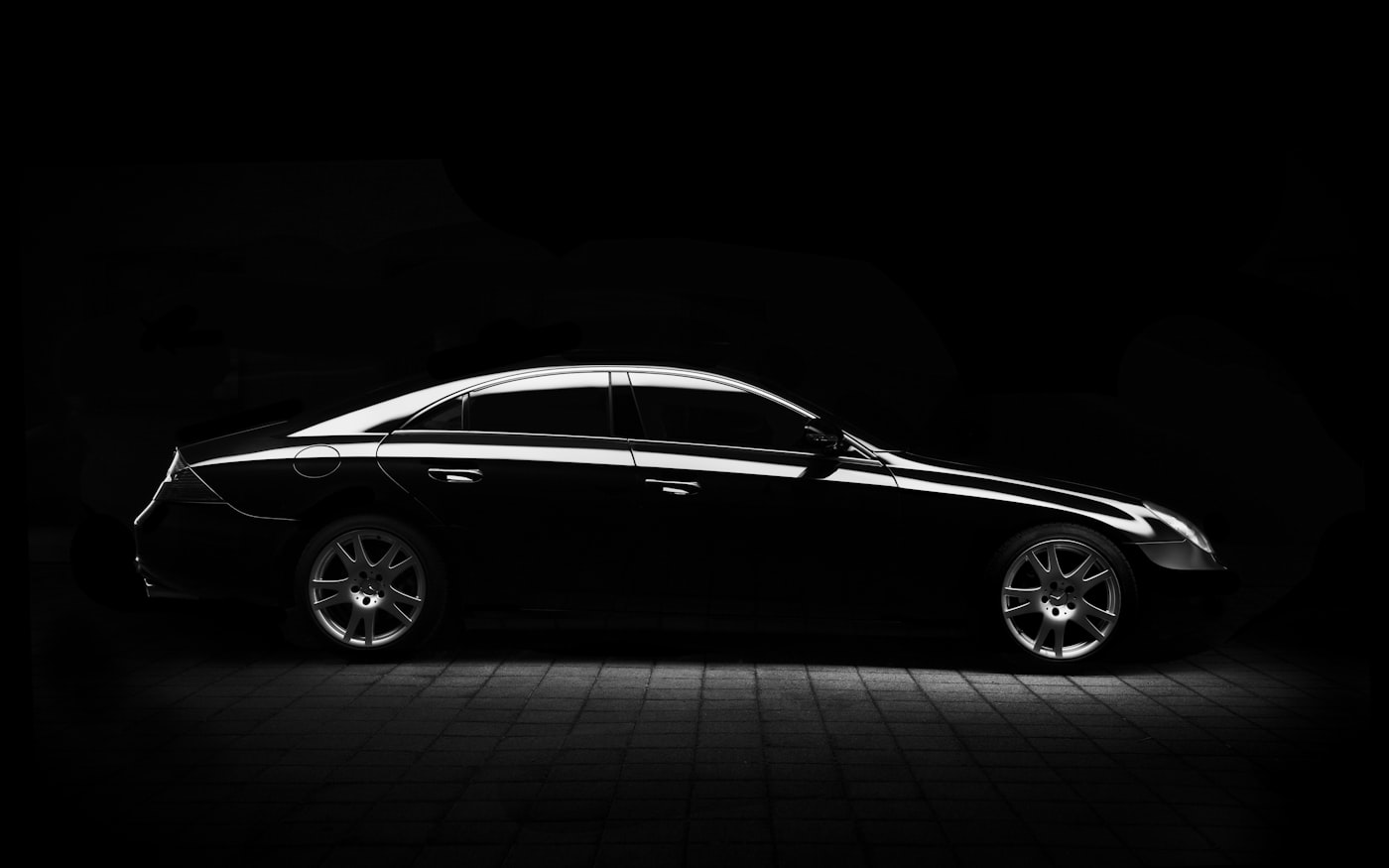 Why book your airport car with Jaira